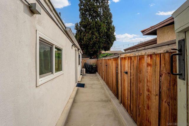 6383 85 Stanley Ave, San Diego, CA 92115