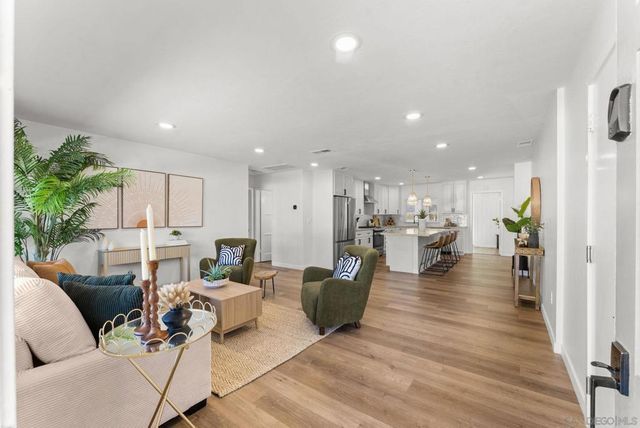 6383 85 Stanley Ave, San Diego, CA 92115