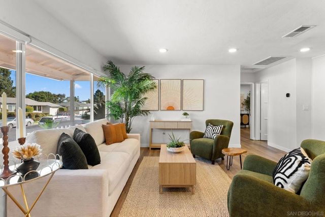 6383 85 Stanley Ave, San Diego, CA 92115