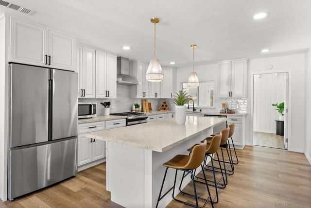 6383 85 Stanley Ave, San Diego, CA 92115