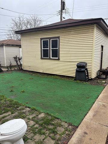 1711 N Austin Avenue, Chicago, IL 60639