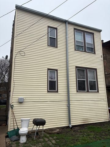 1711 N Austin Avenue, Chicago, IL 60639