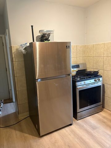 1711 N Austin Avenue, Chicago, IL 60639