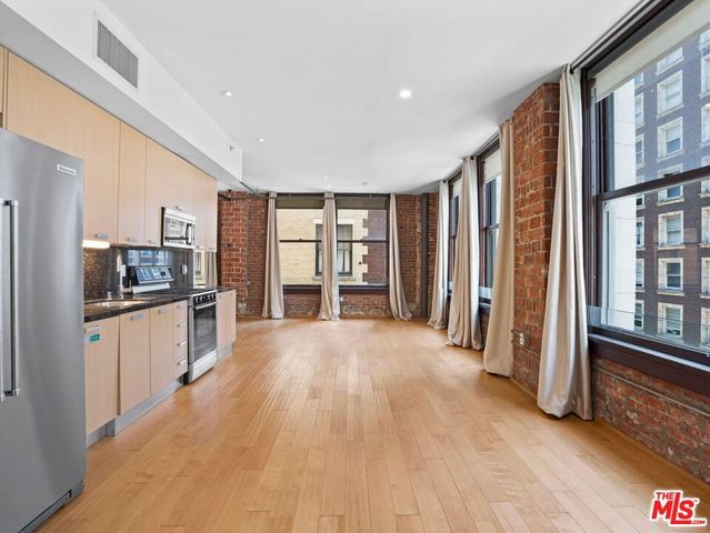 460 S Spring Street 512, Los Angeles, CA 90013