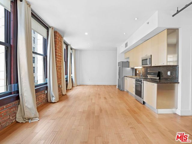 460 S Spring Street 512, Los Angeles, CA 90013