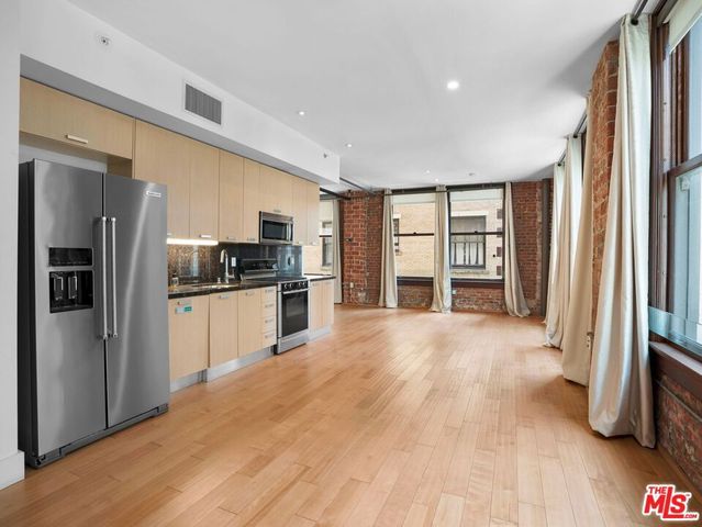 460 S Spring Street 512, Los Angeles, CA 90013
