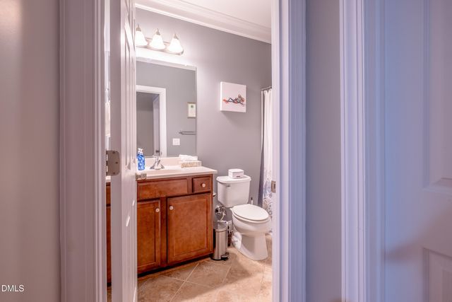 2703 Kingsbury Court, Burlington, NC 27215