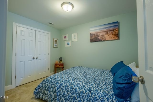 2703 Kingsbury Court, Burlington, NC 27215