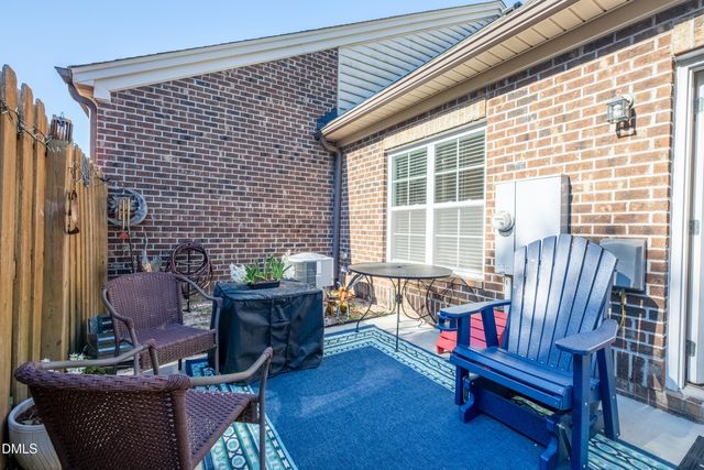 2703 Kingsbury Court, Burlington, NC 27215