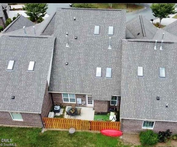 2703 Kingsbury Court, Burlington, NC 27215