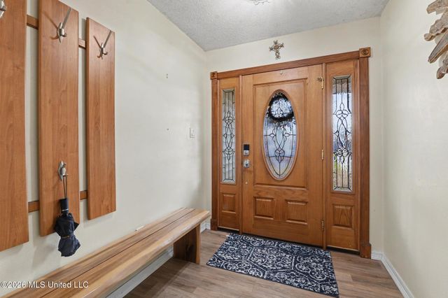 10391 Pin Oak Drive, Biloxi, MS 39532