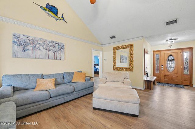 10391 Pin Oak Drive, Biloxi, MS 39532