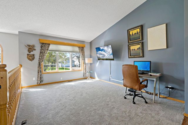 10166 46th Place NE, Saint Michael, MN 55376