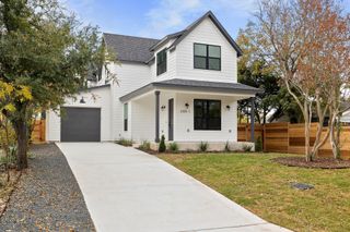 2105 SL Davis Ave 1, Austin, TX 78702