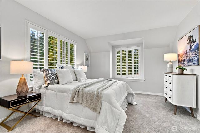 6811 117th Avenue NE, Kirkland, WA 98033