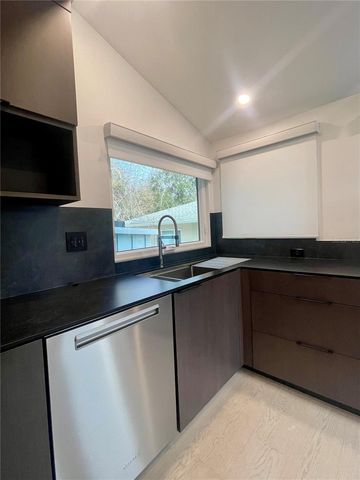 747 2ND STREET N, St Petersburg, FL 33701