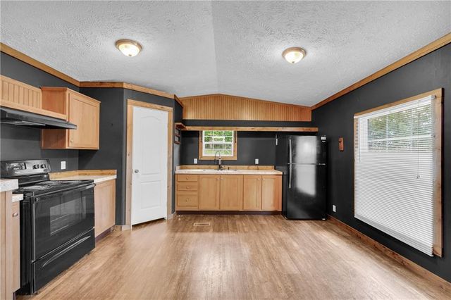 89 Eagles Perch Road, Ball Ground, GA 30107