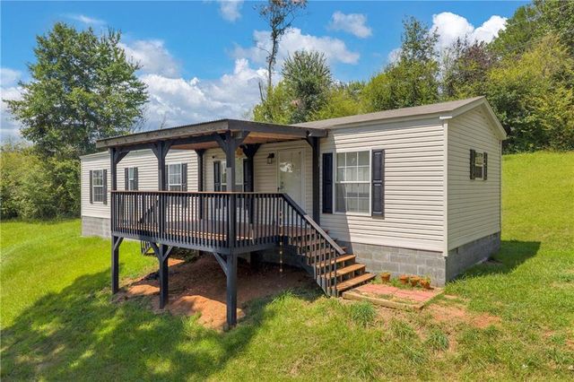 89 Eagles Perch Road, Ball Ground, GA 30107