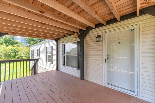 89 Eagles Perch Road, Ball Ground, GA 30107