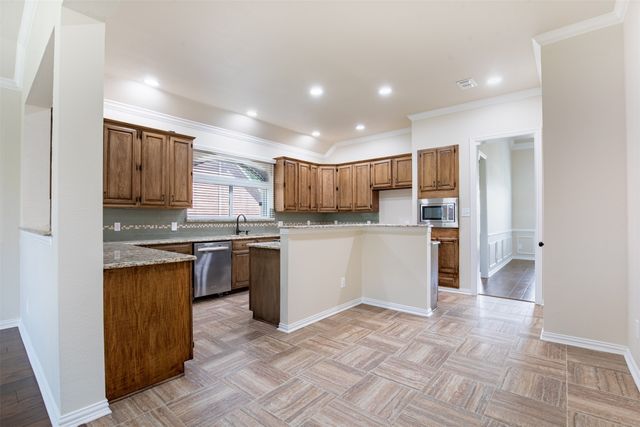 1405 Faringdon Drive, Plano, TX 75075