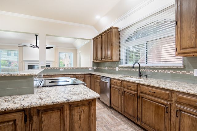 1405 Faringdon Drive, Plano, TX 75075