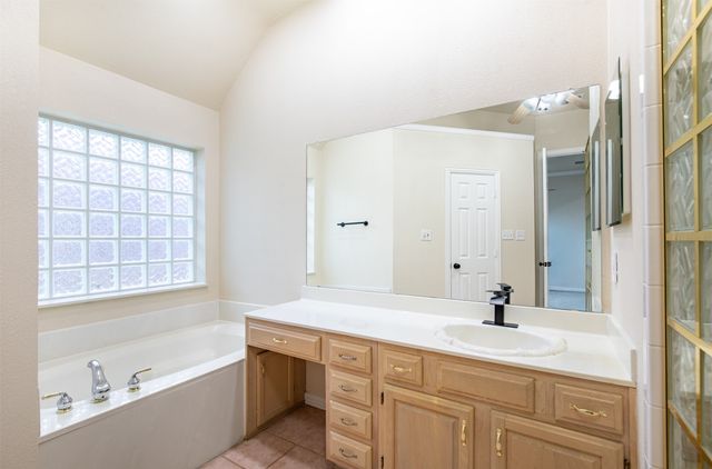 1405 Faringdon Drive, Plano, TX 75075