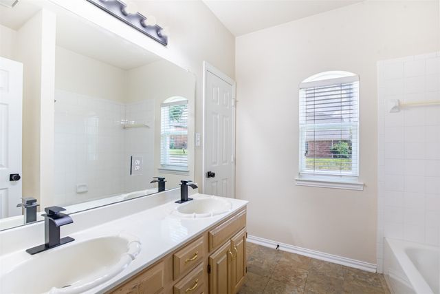 1405 Faringdon Drive, Plano, TX 75075