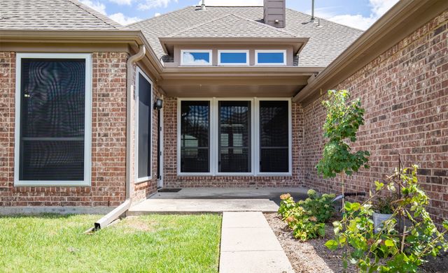 1405 Faringdon Drive, Plano, TX 75075