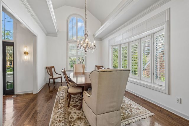 203 Kensington Park, Nashville, TN 37215