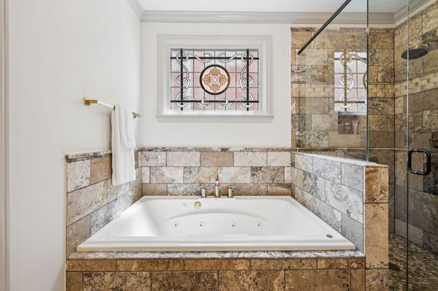 203 Kensington Park, Nashville, TN 37215