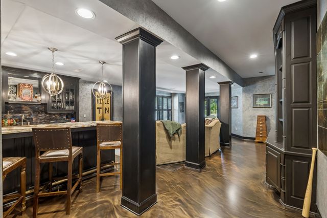 203 Kensington Park, Nashville, TN 37215