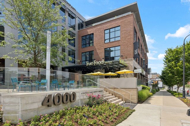 203 Kensington Park, Nashville, TN 37215