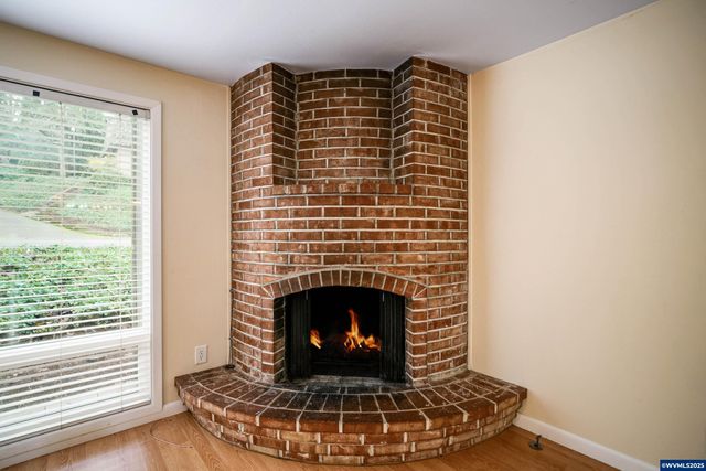 1283 Karen Wy NW, Salem, OR 97304