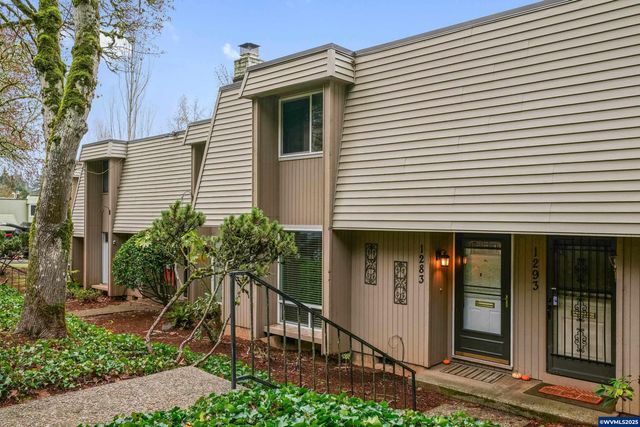 1283 Karen Wy NW, Salem, OR 97304