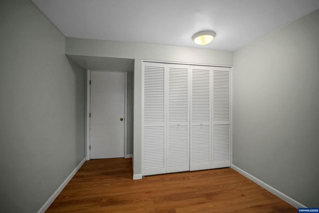 1283 Karen Wy NW, Salem, OR 97304