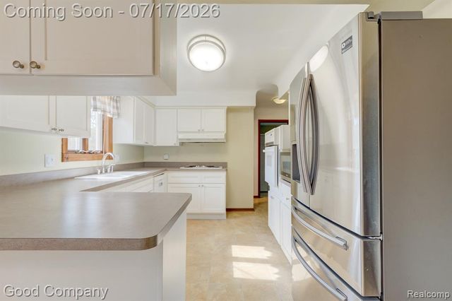 53625 Shelby Road, Utica, MI 48316