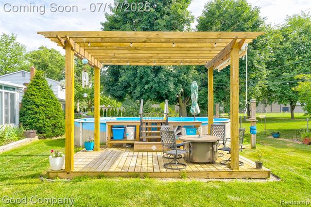 53625 Shelby Road, Utica, MI 48316