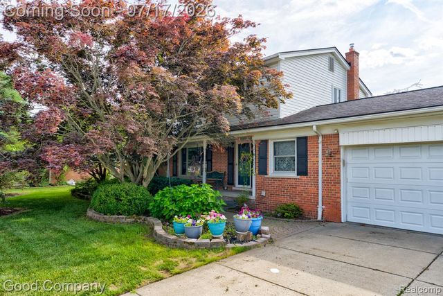 53625 Shelby Road, Utica, MI 48316