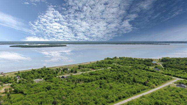 9433 W Shoreline Drive, Kemp, TX 75143