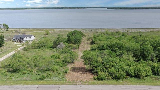 9433 W Shoreline Drive, Kemp, TX 75143