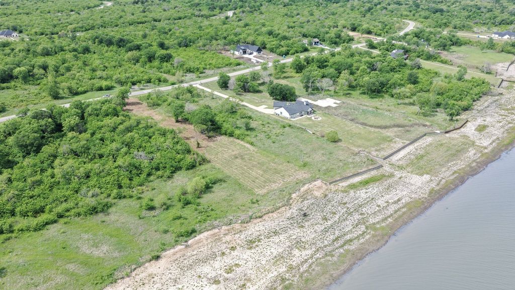 9433 W Shoreline Drive, Kemp, TX 75143