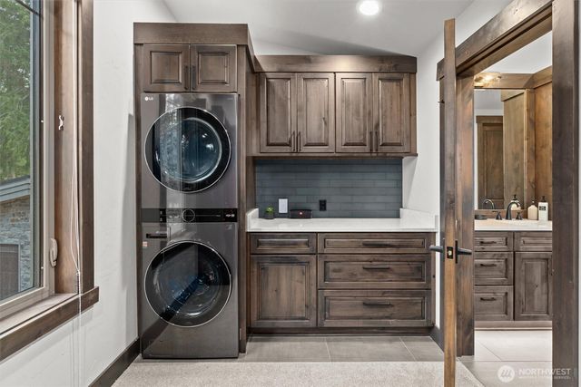 890 Larkspur Loop, Cle Elum, WA 98922