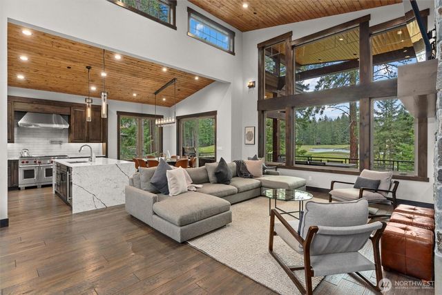 890 Larkspur Loop, Cle Elum, WA 98922