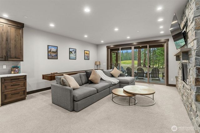 890 Larkspur Loop, Cle Elum, WA 98922