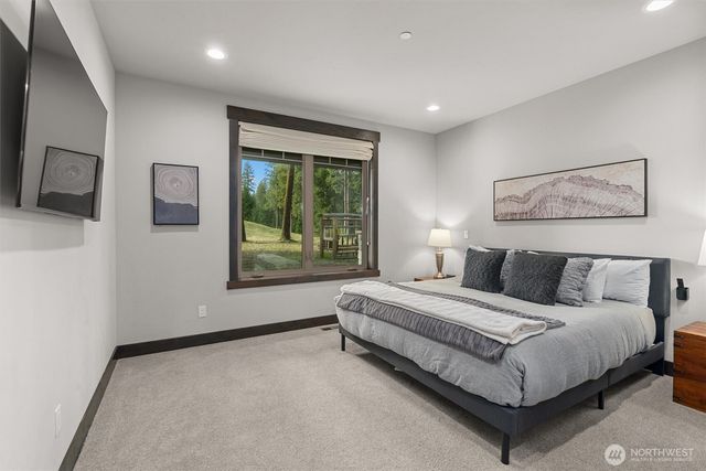 890 Larkspur Loop, Cle Elum, WA 98922