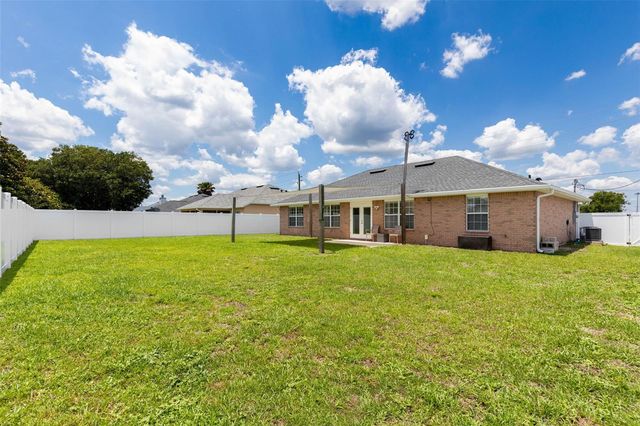 34 FOREST GROVE DRIVE, Palm Coast, FL 32137