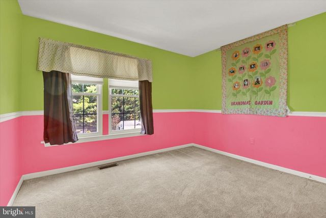 11 BANCROFT ST, Taneytown, MD 21787