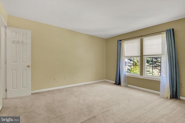 11 BANCROFT ST, Taneytown, MD 21787