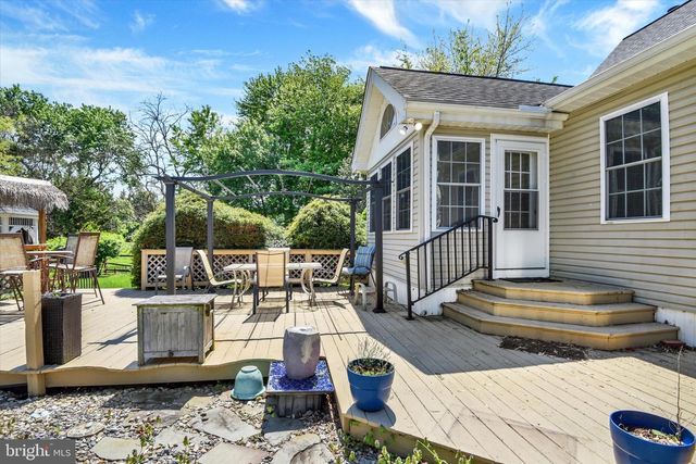 11 BANCROFT ST, Taneytown, MD 21787