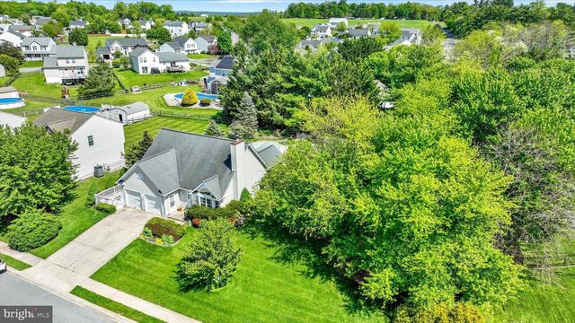 11 BANCROFT ST, Taneytown, MD 21787
